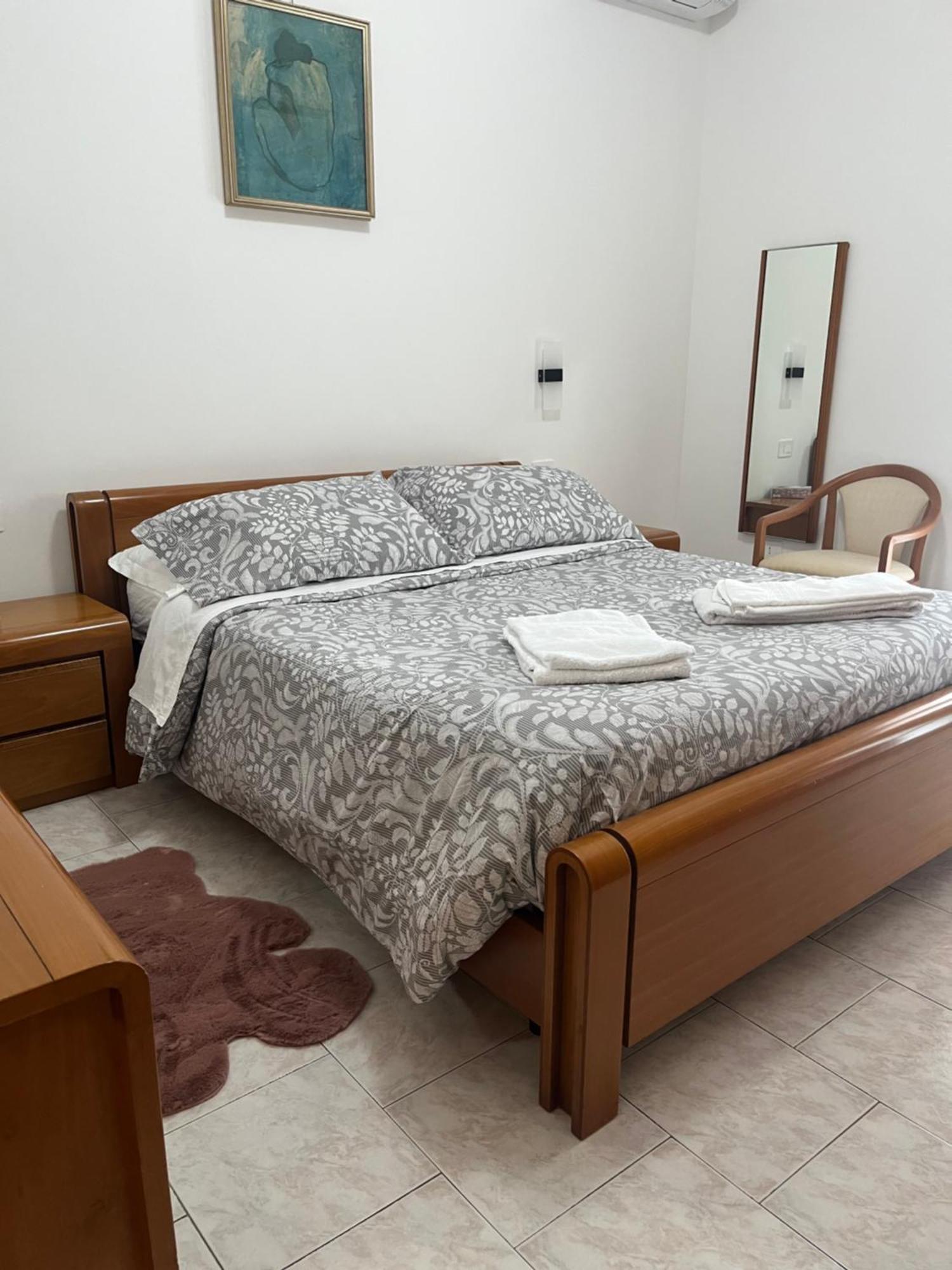Casa Vacanze Tardy E Benech Savona Eksteriør billede